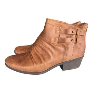 Baretraps Georgina Cognac Ankle Boots 9